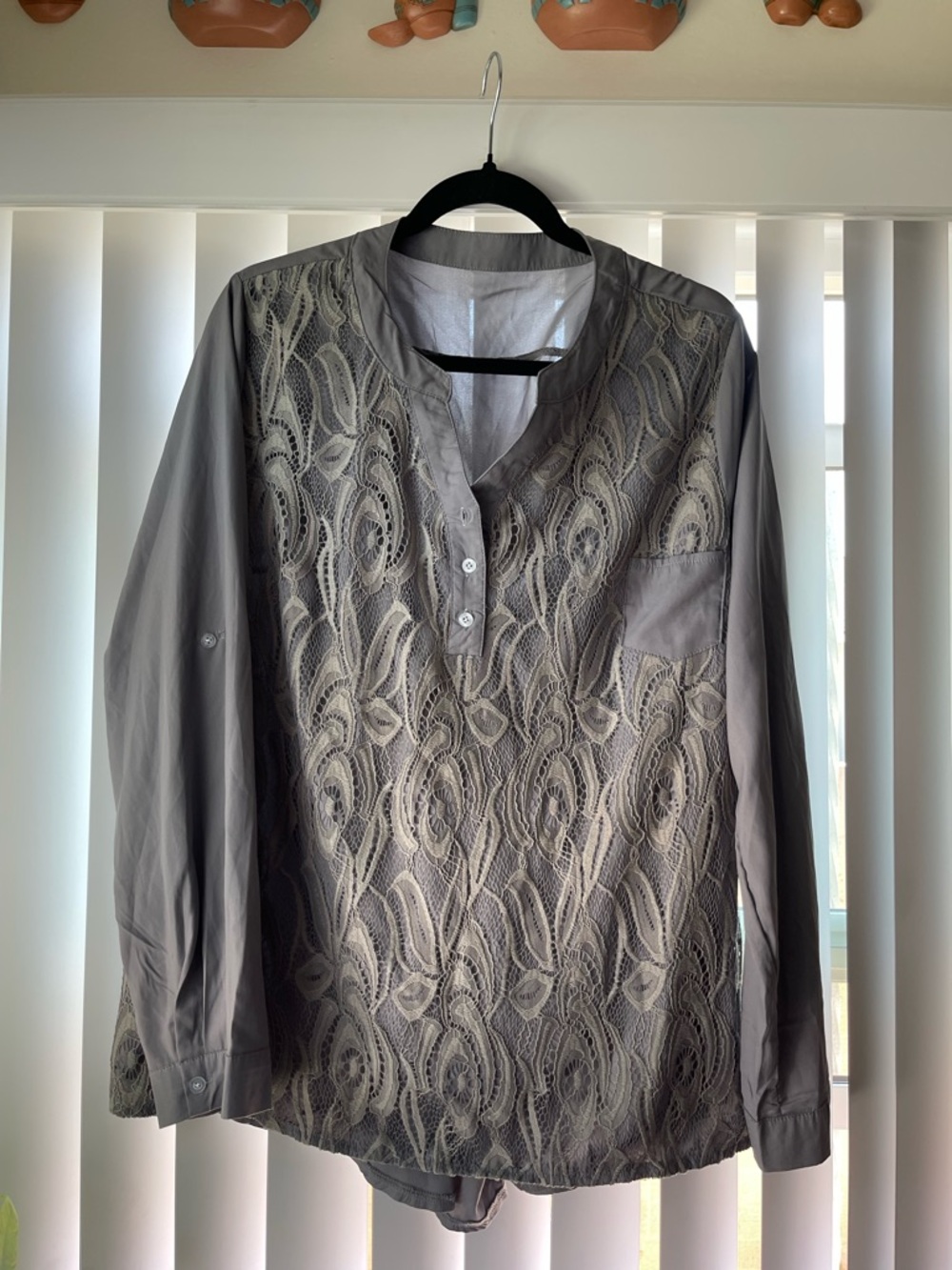 Women's Gray Lace-Front Long-Sleeve Blouse
